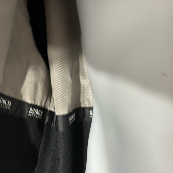 Baumler overcoat with removable liner 44. EUC - Picture 3 of 3